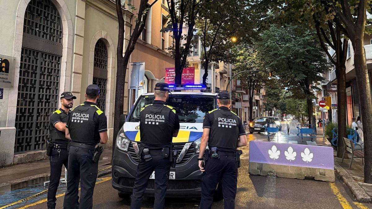 La Guàrdia Urbana durant l'Acústica l'any passat.