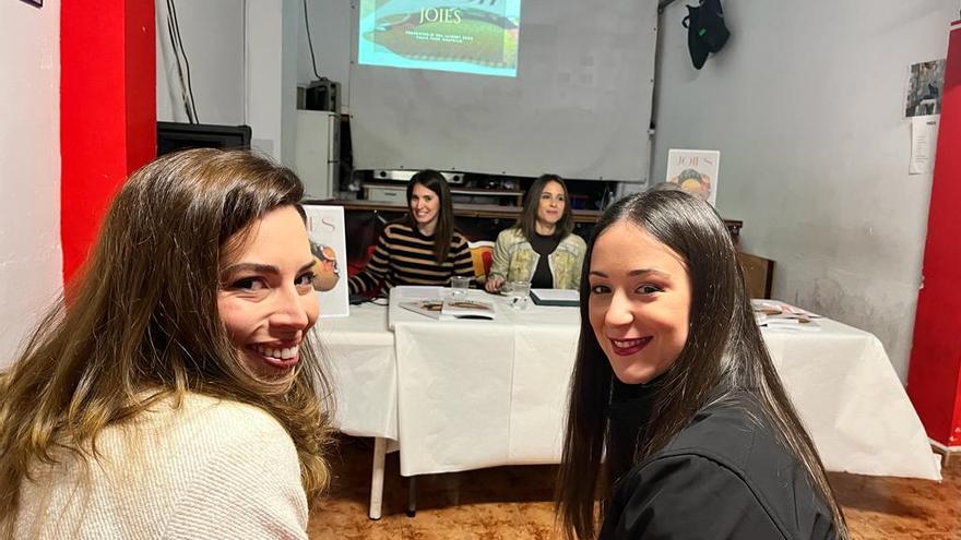 La presentació del llibret de la falla Pare Castells d&#039;Alzira, en imatges