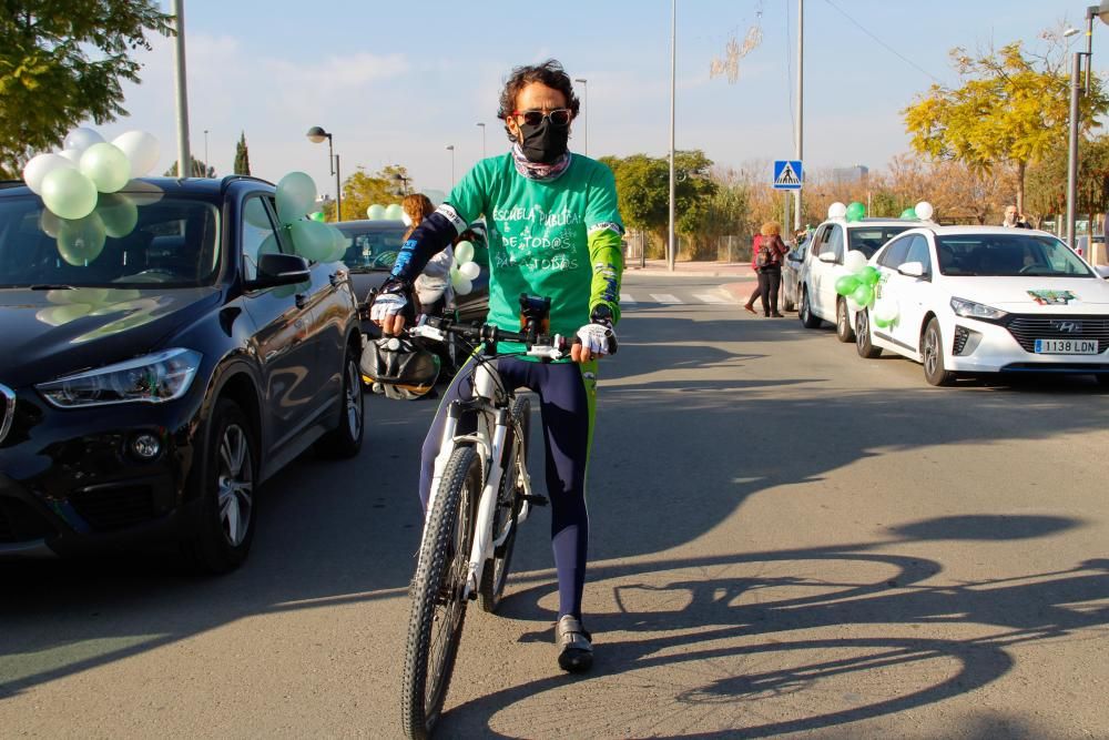 Una marcha teñida de verde y blanco para defender "el bien común"