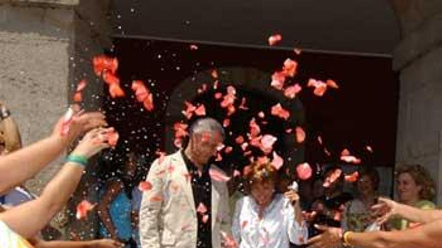 Una boda en el Ayuntamiento de Mieres.