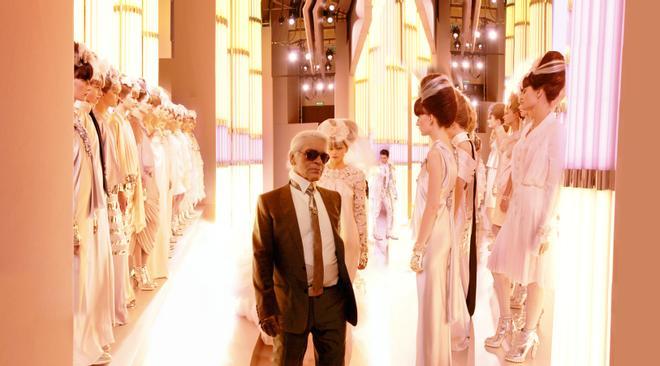 Lagerfeld Chanel Simon Procter MET 4