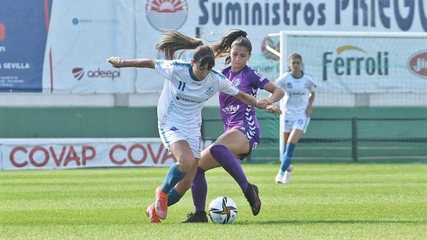 Lance del partido entre el Pozoalbense femenino y el Tenerife Granadilla B.