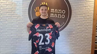 Henrique: "Es un honor sustituir a una leyenda como Juanjo"