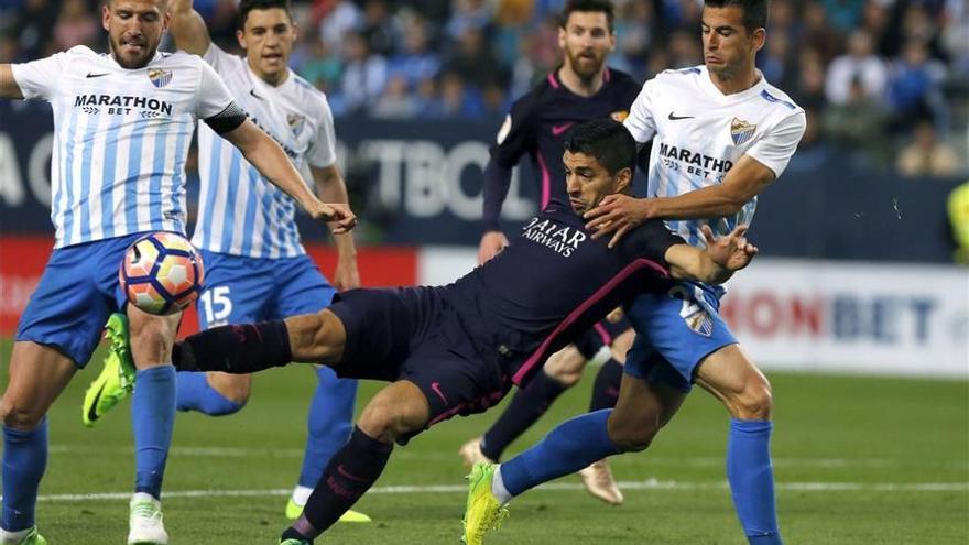 El Barça pierde en La Rosaleda y desaprovecha la oportunidad (2-0)