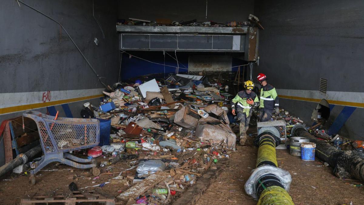 Interior de l’aparcament de Bonaire a Aldaia. | FERNANDO BUSTAMANTE