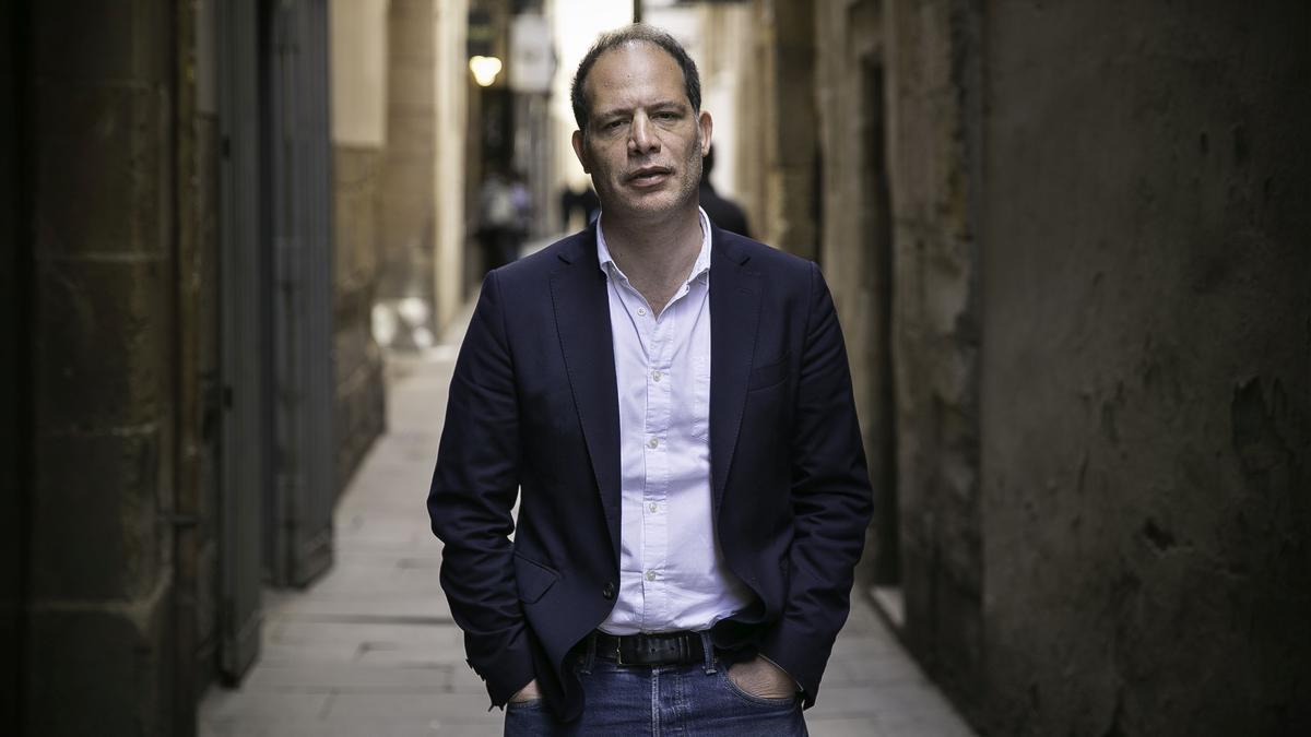 Simon Kuper. Simon Kuper.