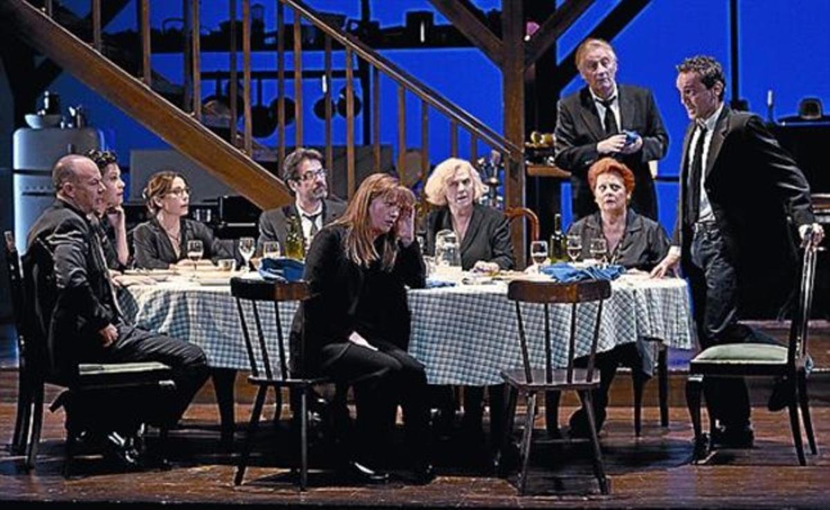 Una escena de la tragicomèdia del nord-americà Tracy Letts.