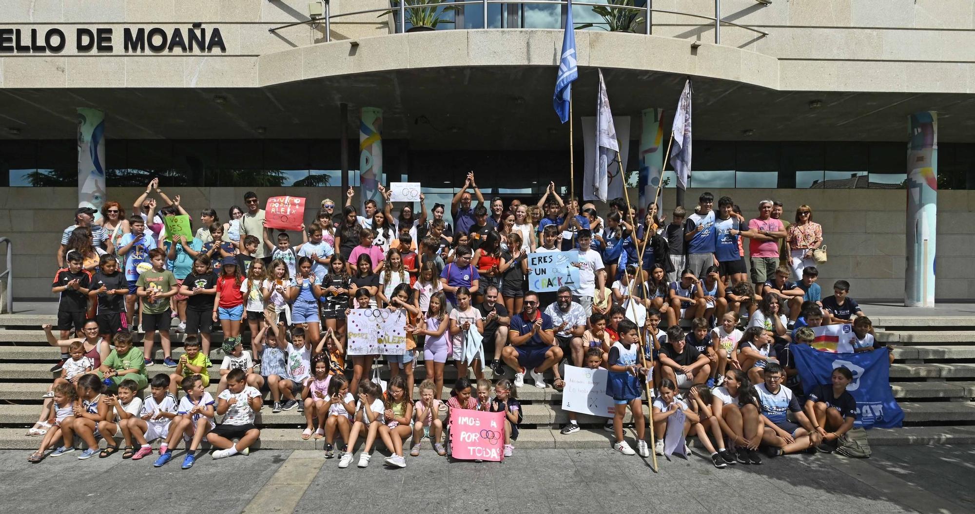 Moaña recibe entre aplausos a su olímpico Rodrigo Conde