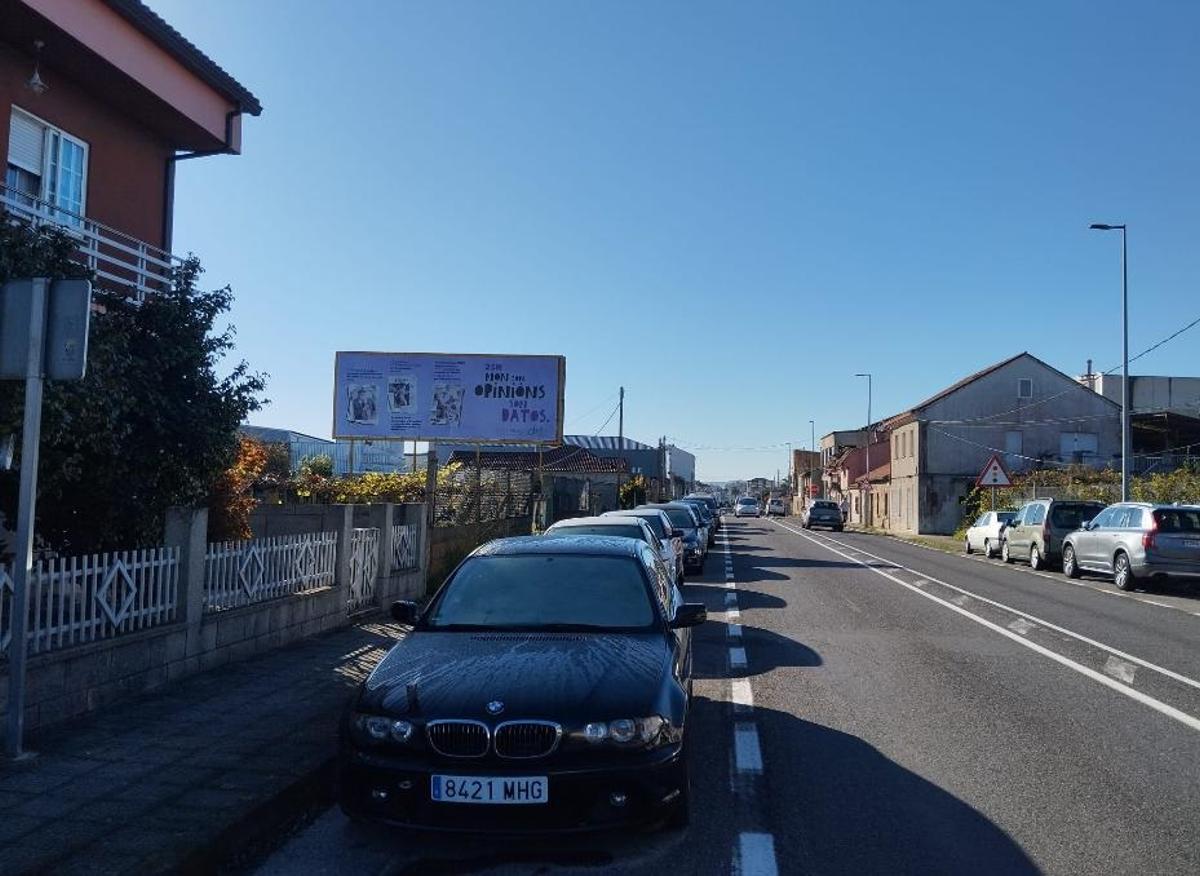 Una de las vallas del CIM comarcal. |  FdV