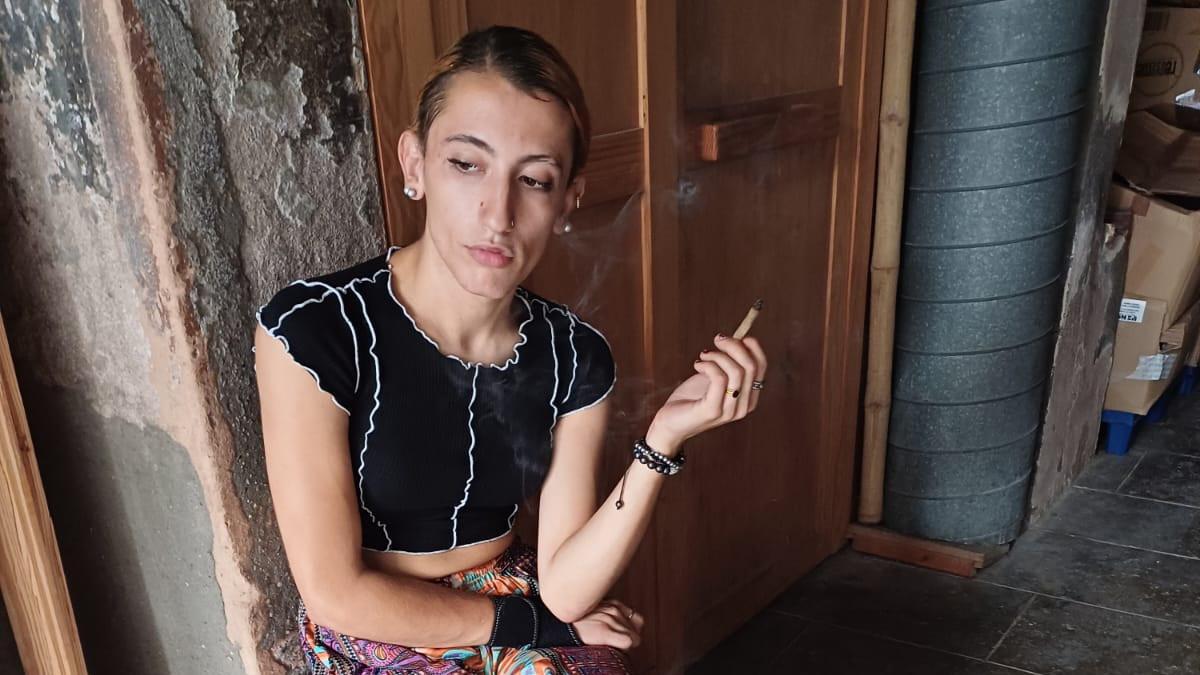 Shamira, la mujer que murió por el impacto de la palmera en el Raval