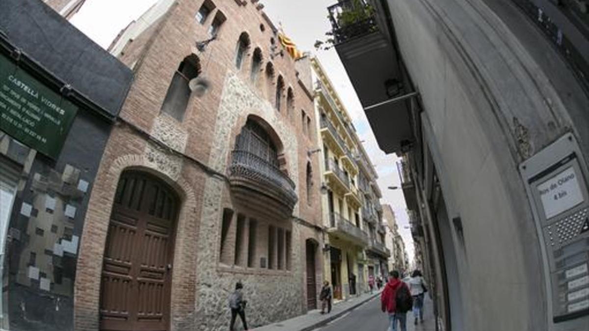 Sede del Centre Moral, construida por un discípulo de Gaudí.