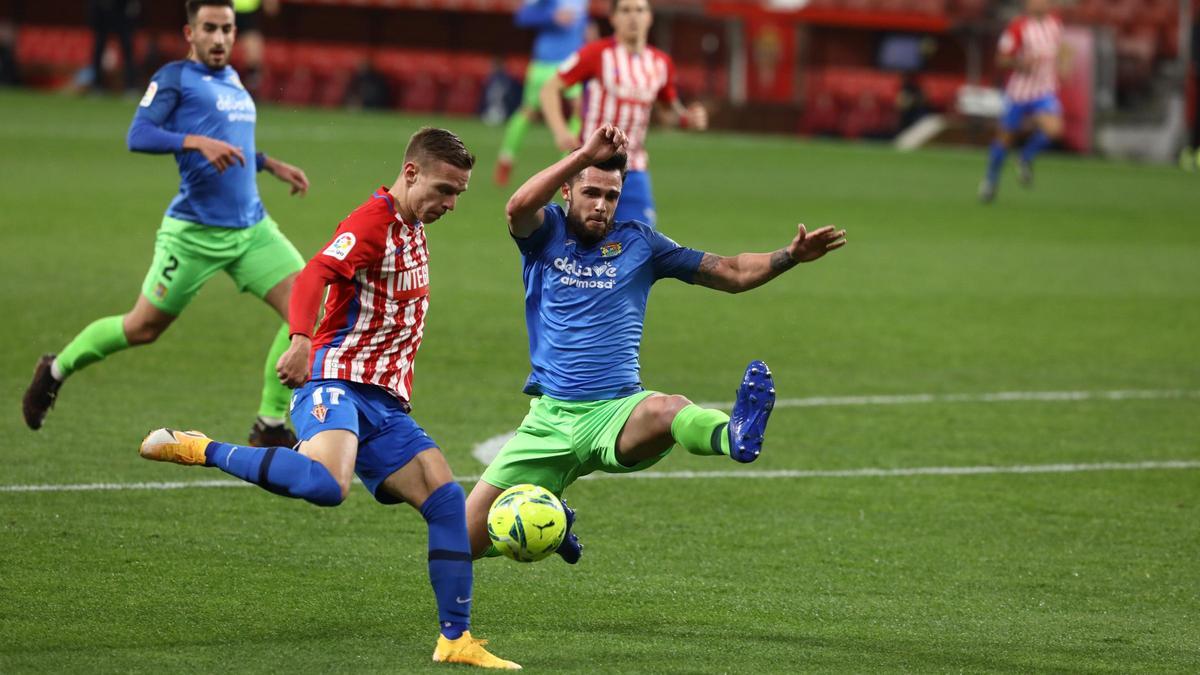 El Sporting-Fuenlabrada, en imágenes