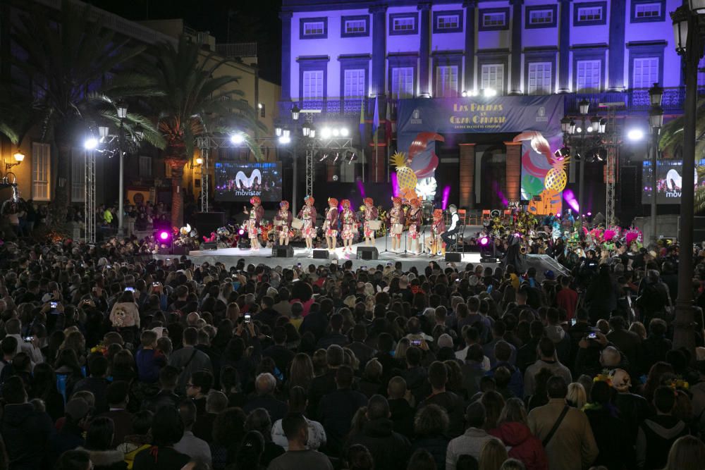 15.02.19. Las Palmas de Gran Canaria. Carnaval 2019. Pregón de Manolo Vieira y la Chirimurga del timple. Plaza de Santa Ana. Foto Quique Curbelo  | 15/02/2019 | Fotógrafo: Quique Curbelo