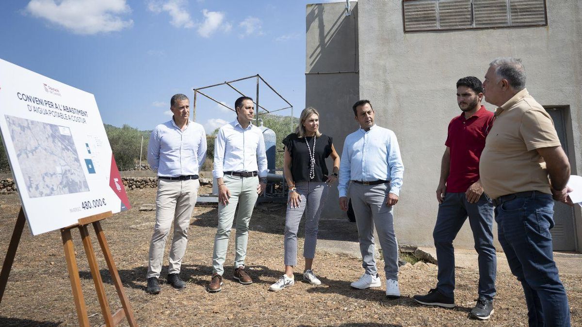 La presidenta, Marta Barrachina, y el vicepresidente, Héctor Folgado, entre otros, visitaron los terrenos sobre los que se va a acometer la obra..