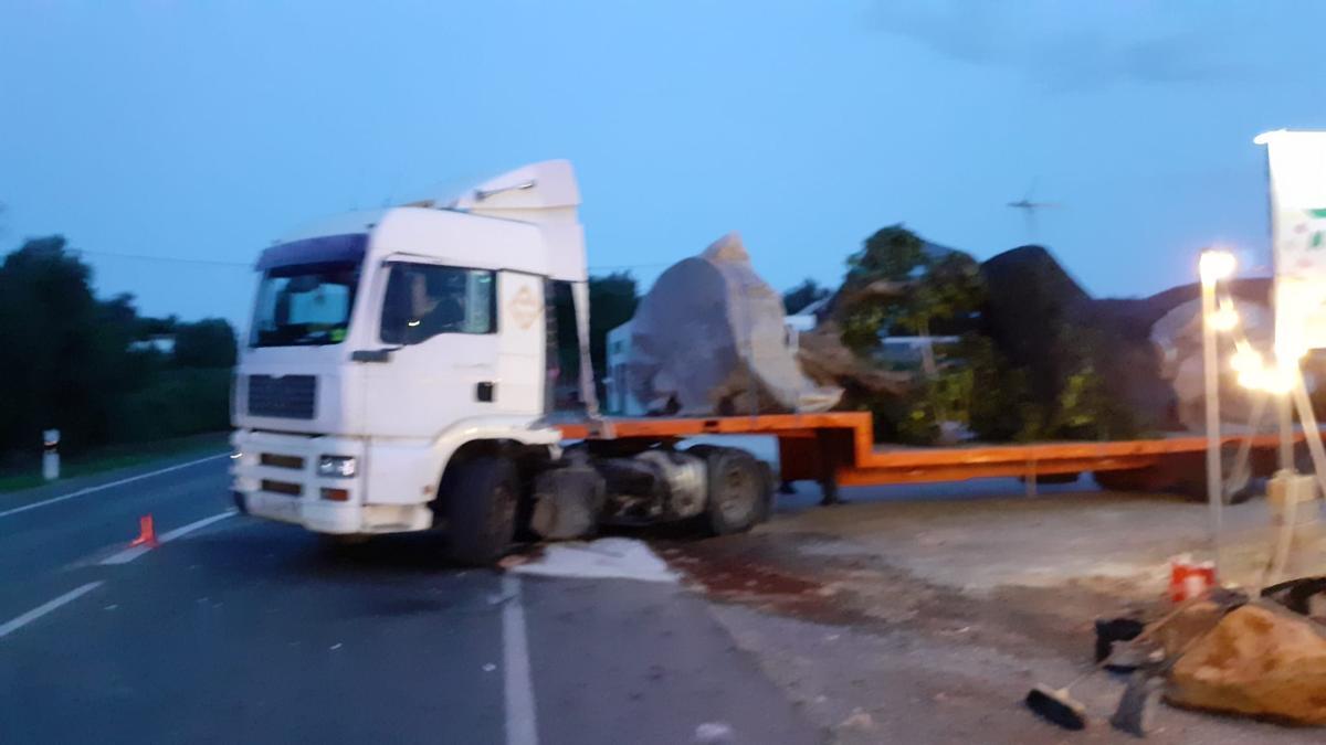 El camión transportaba olivos