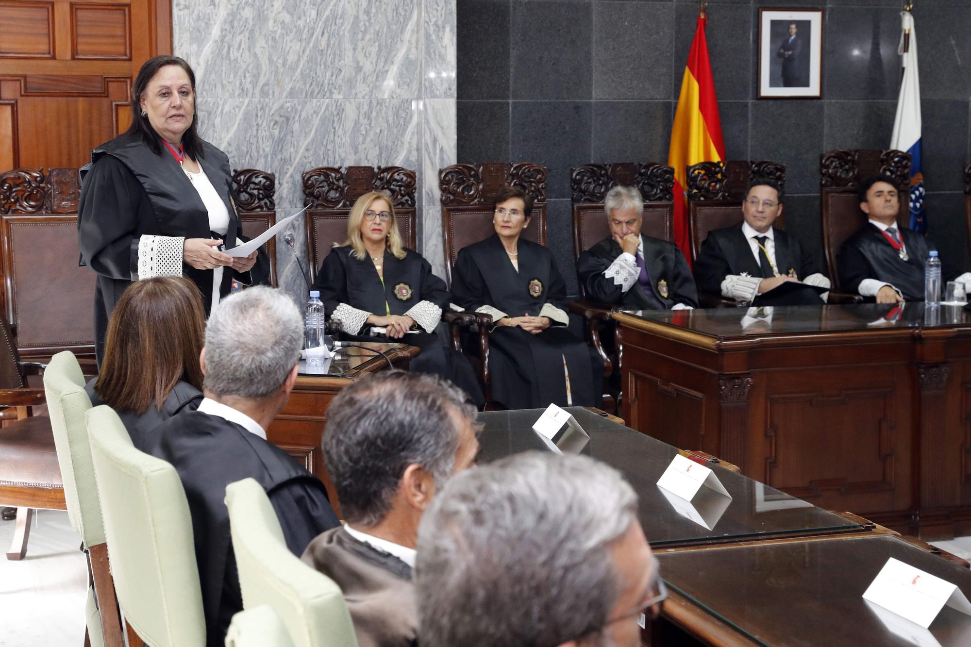 María Farnés durante su discurso de este viernes ante la Sala de Gobierno del TSJC y otras autoridades judiciales, políticas y policiales