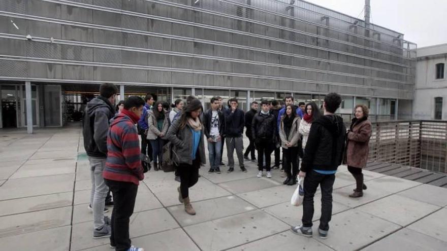 Un centenar de alumnos inician las visitas de institutos a la Politécnica