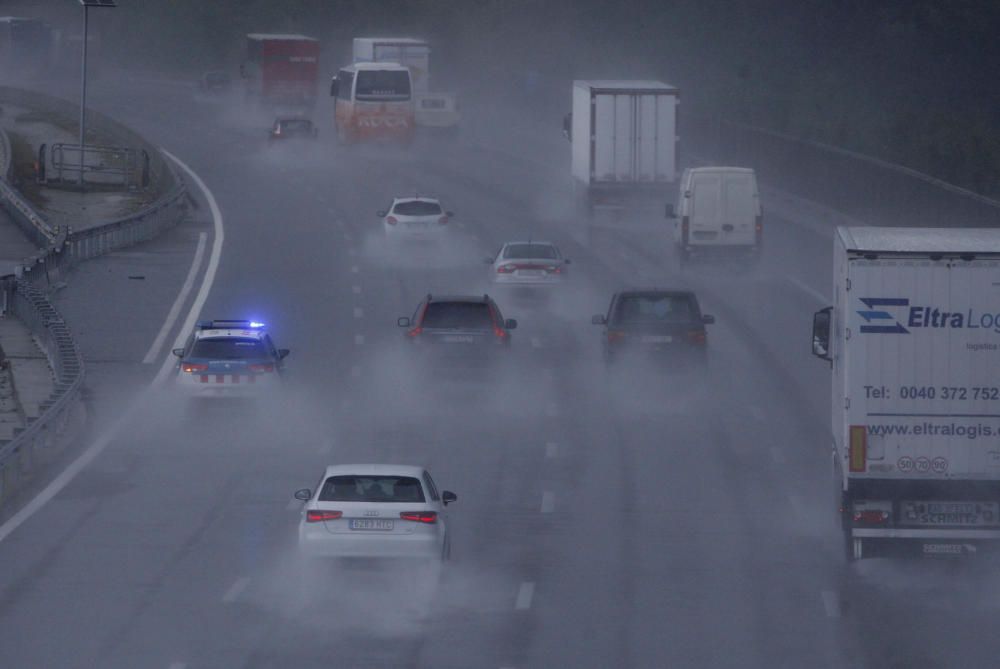 Autopista AP7 al seu pas per Girona