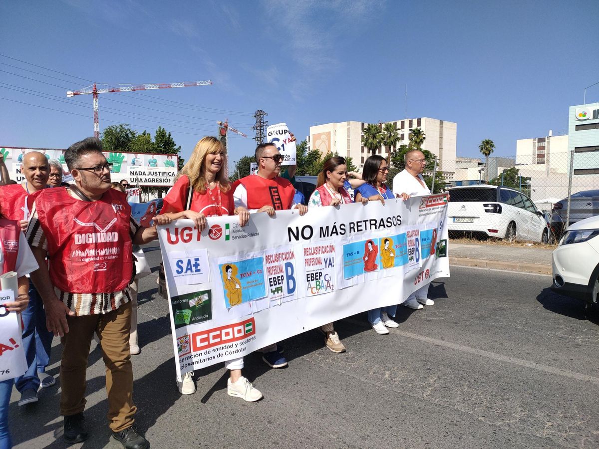 Participantes en la marcha.