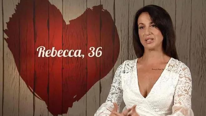 Rebecca tiene muy claro el tipo de pene que no quiere ver en su cita de First Dates