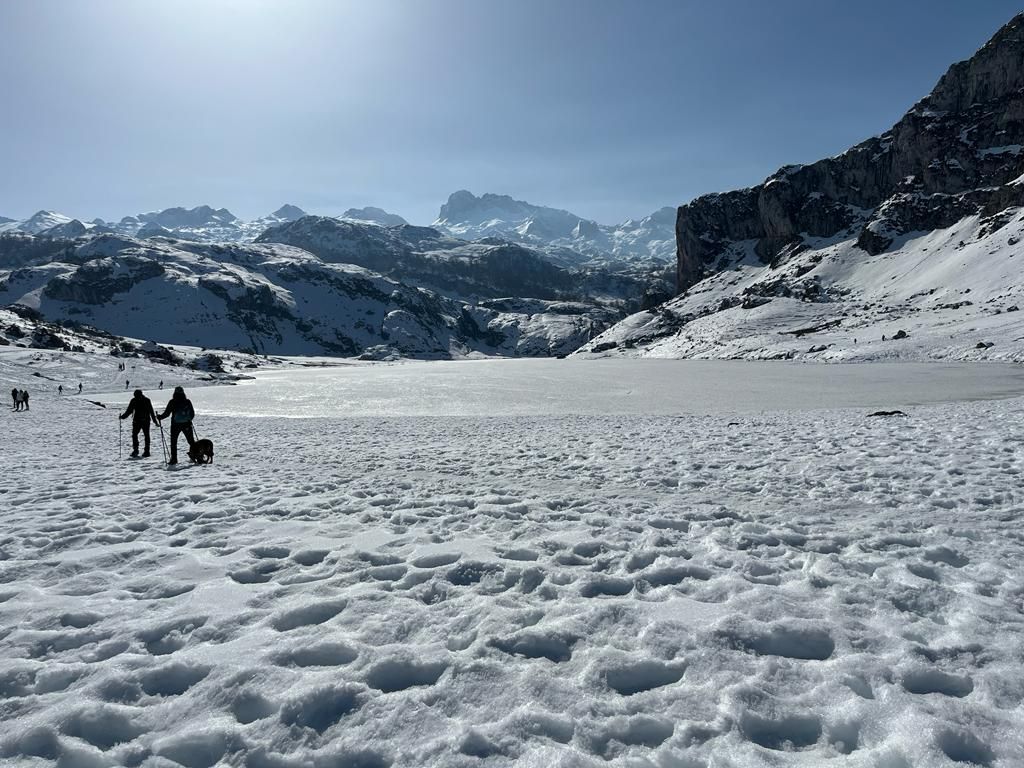 TURISMO DE INVIERNO EN LOS LAGOS DE COVADONGA