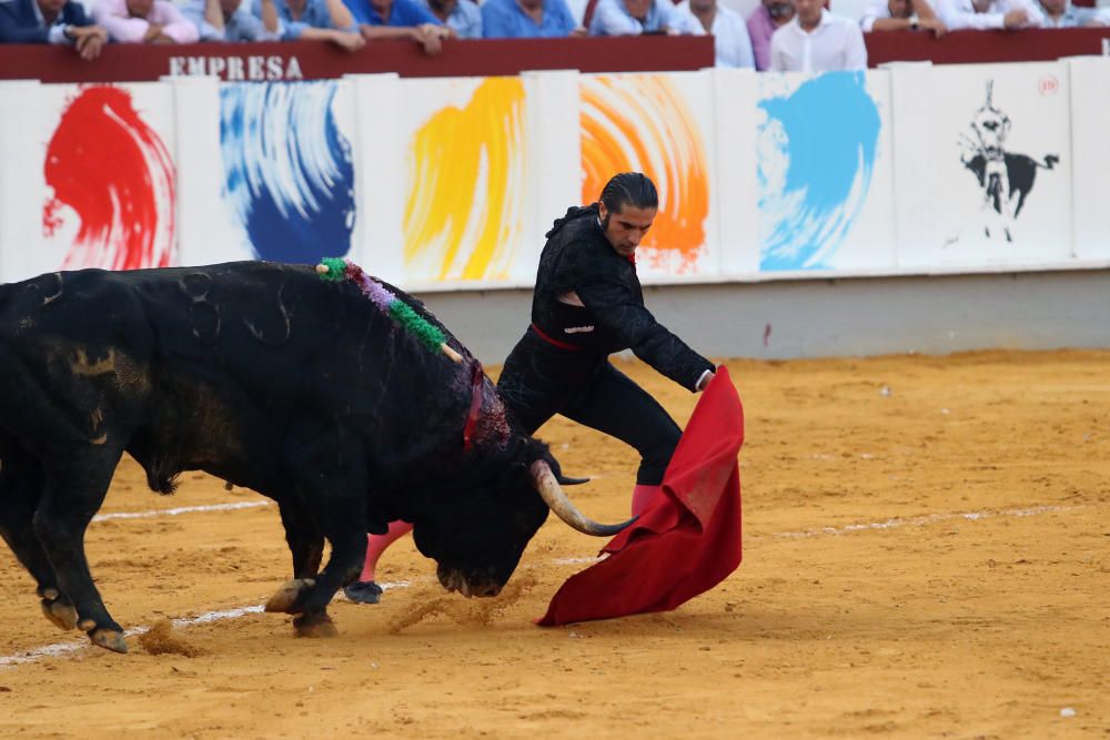 Enrique Ponce corta cuatro orejas