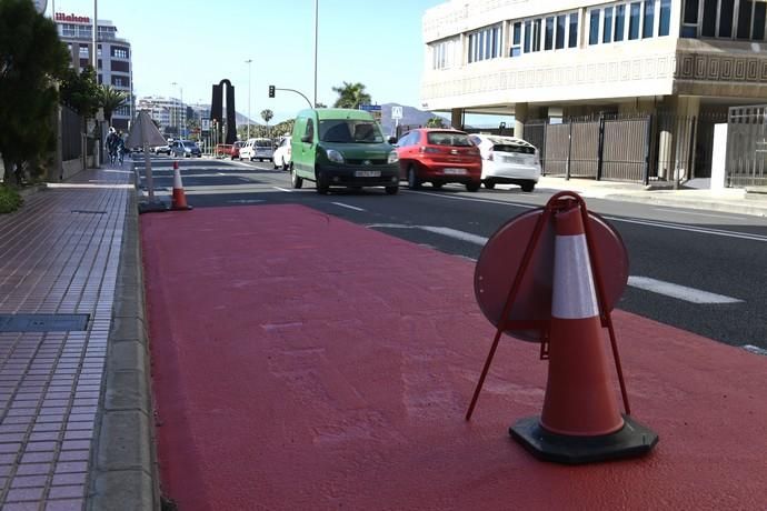 06-04-19 LAS PALAMS DE GRAN CANARAIA. LEON Y CASTILLO. LAS PALMAS DE GRAN CANARIA. Carril bici en en fase de implantación en Leon y Castillo. Fotos: Juan Castro.  | 06/05/2019 | Fotógrafo: Juan Carlos Castro