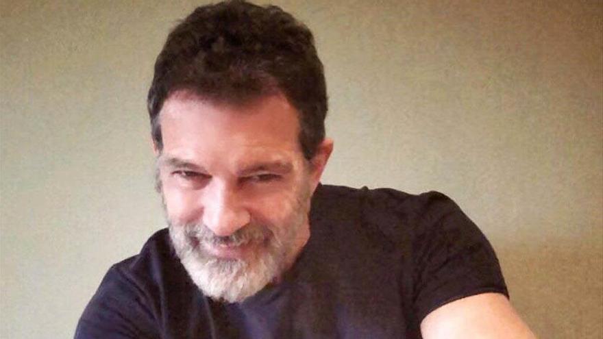 Antonio Banderas anuncia que ha superado el covid-19