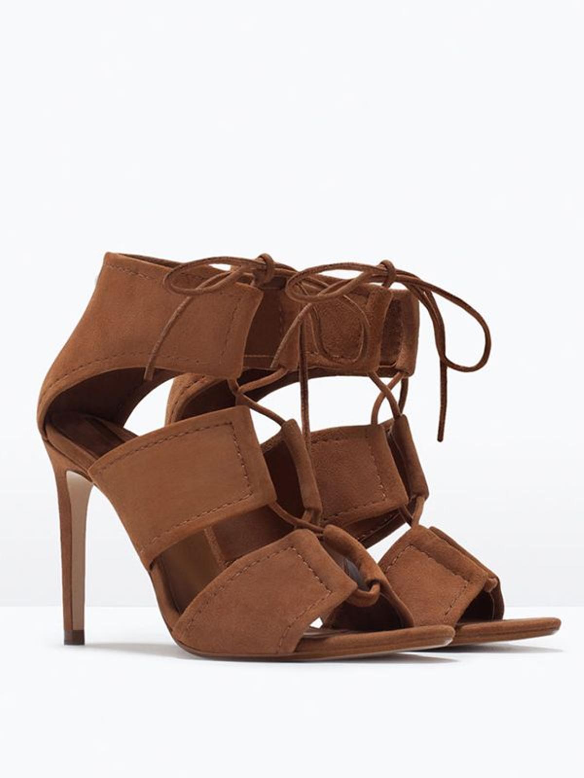 Tendencia sandalias atadas, Zara (45, 95€)
