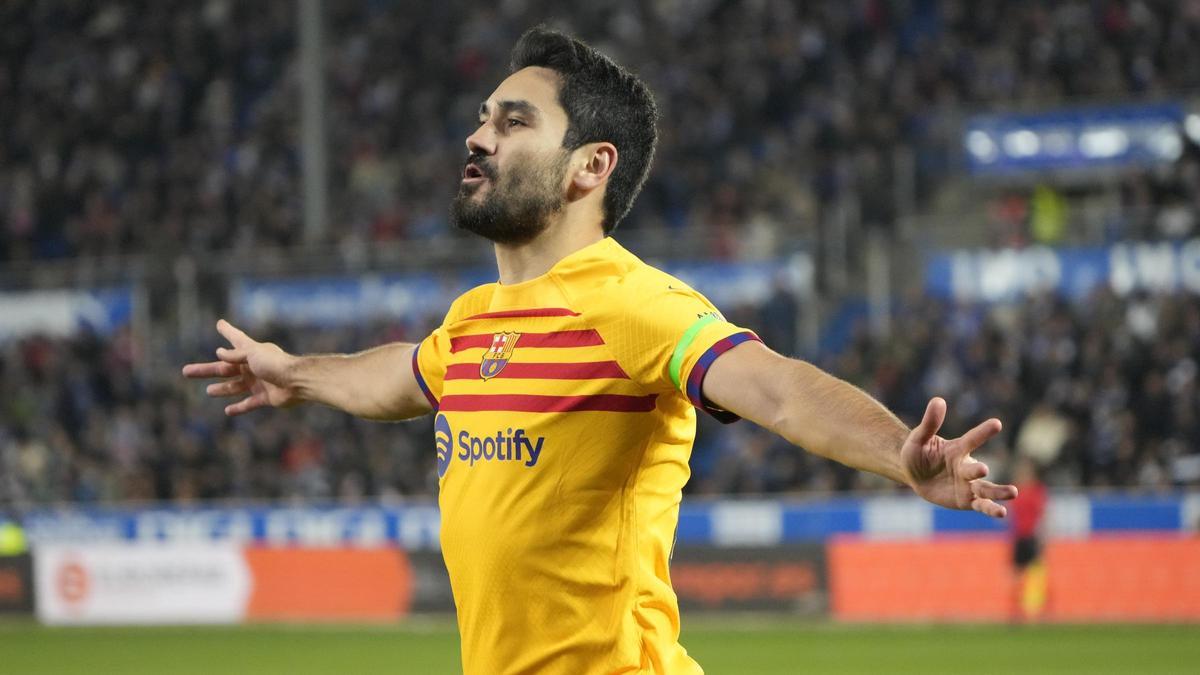 Gündogan celebra el gol que marcó en Medizorrotza durante el Alavés-Barça.