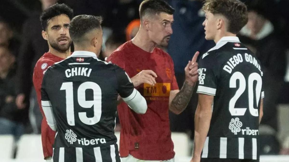 Santamaría, expulsado en Cartagena