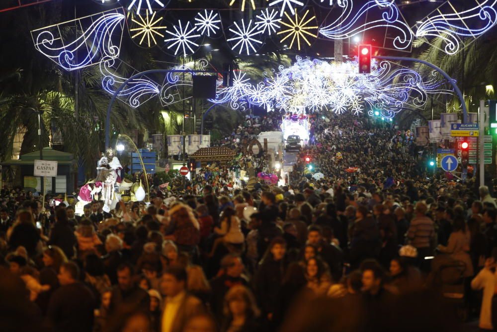 Cabalgata de los Reyes Magos en Alicante.