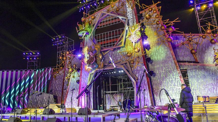 Las luces del Carnaval de Las Palmas de Gran Canaria ya brillan en el escenario de Belén María