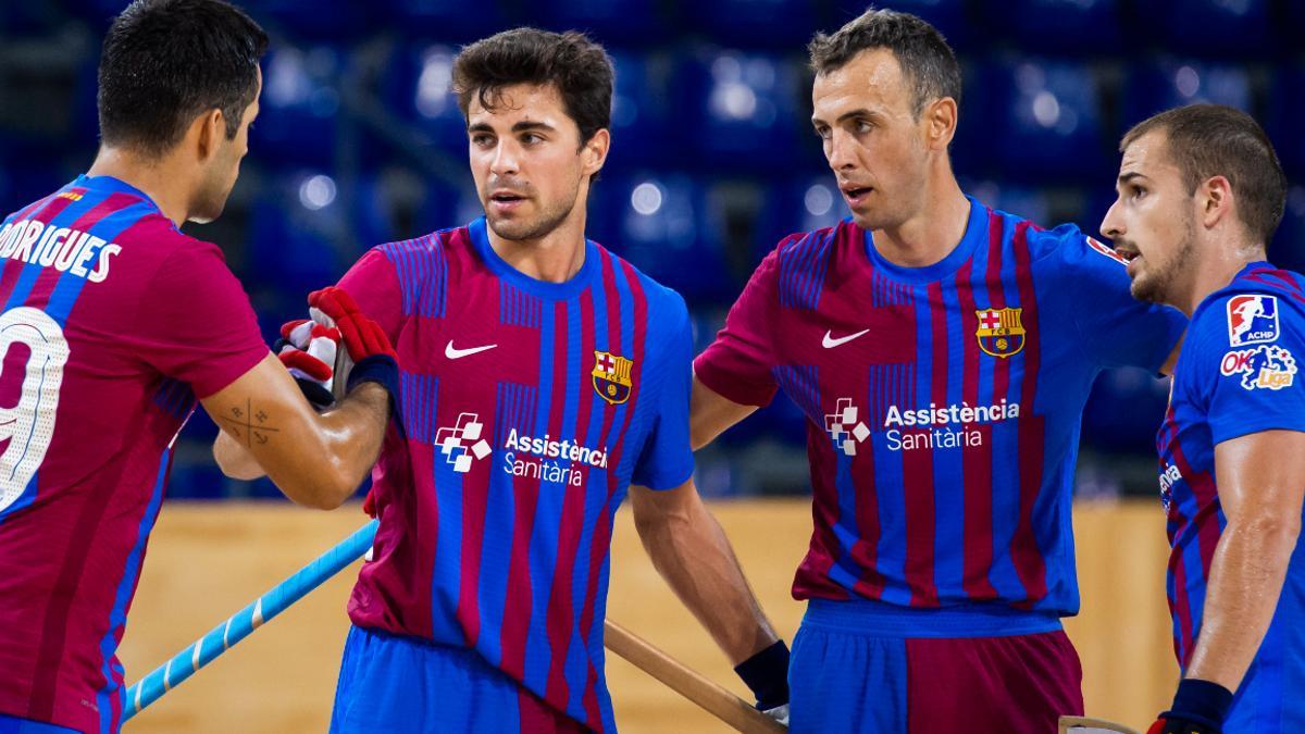 Los jugadores del FC Barcelona de hockey patines en el Palau