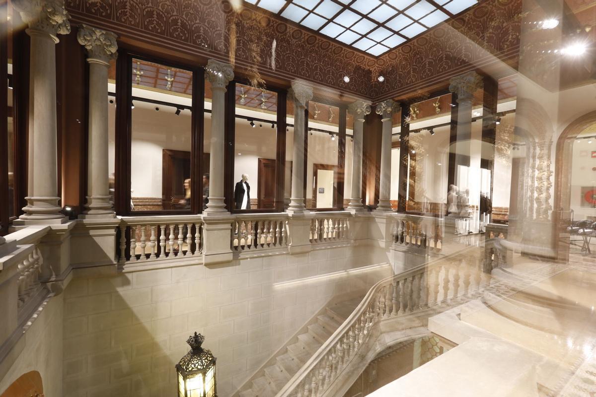 La que fue Casa familiar de Ramon Casas y luego Vinçon, reconvertida en tienda Massimo Dutti.