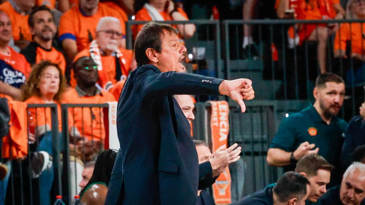 Ataman la vuelve a liar