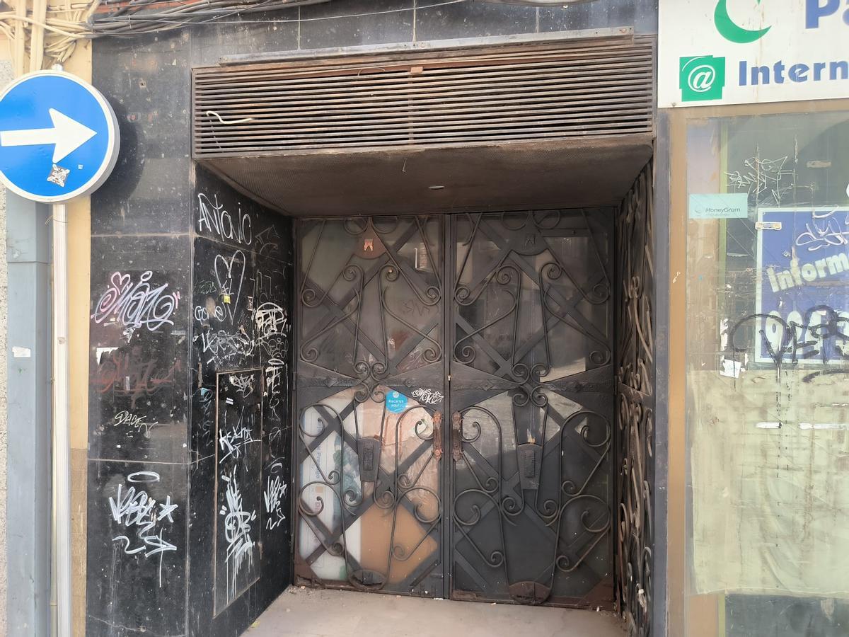 Puerta del Rick's.