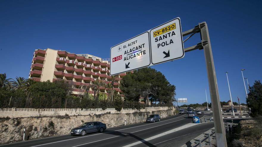 Fallece un motorista de 61 años por un adelantamiento irregular en la N-332 en Santa Pola