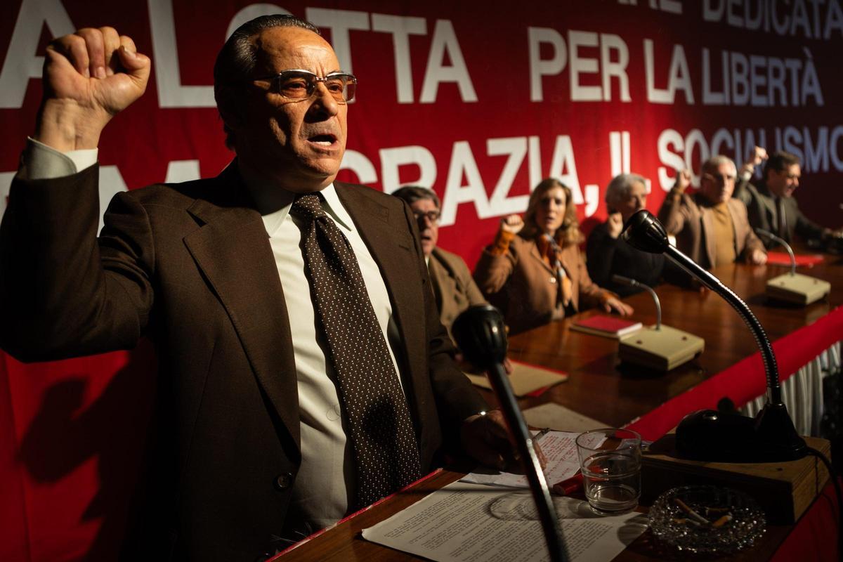 Eduard Fernández, en el papel de Santiago Carrillo, en 'Anatomía de un instante'.