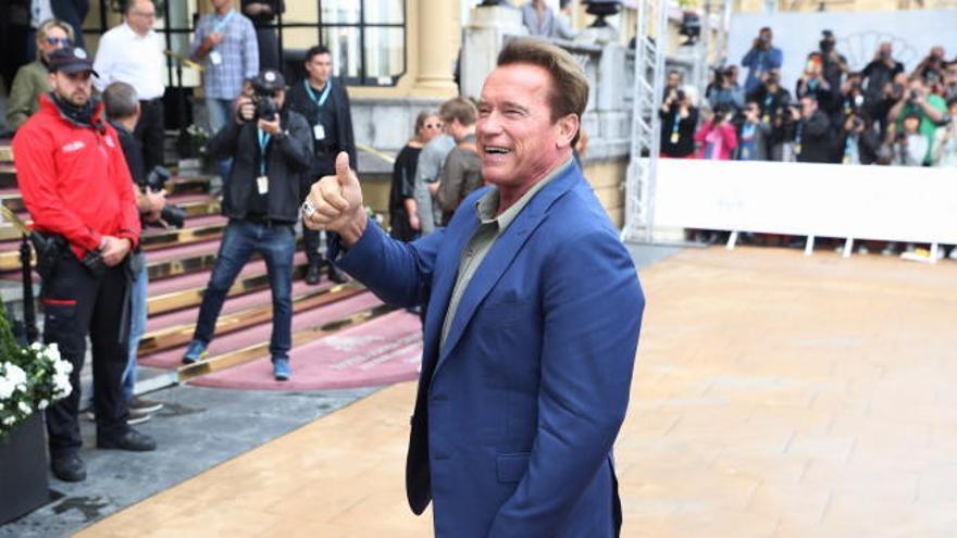 Schwarzenegger llega al Festival Internacional de Cine de San Sebastián