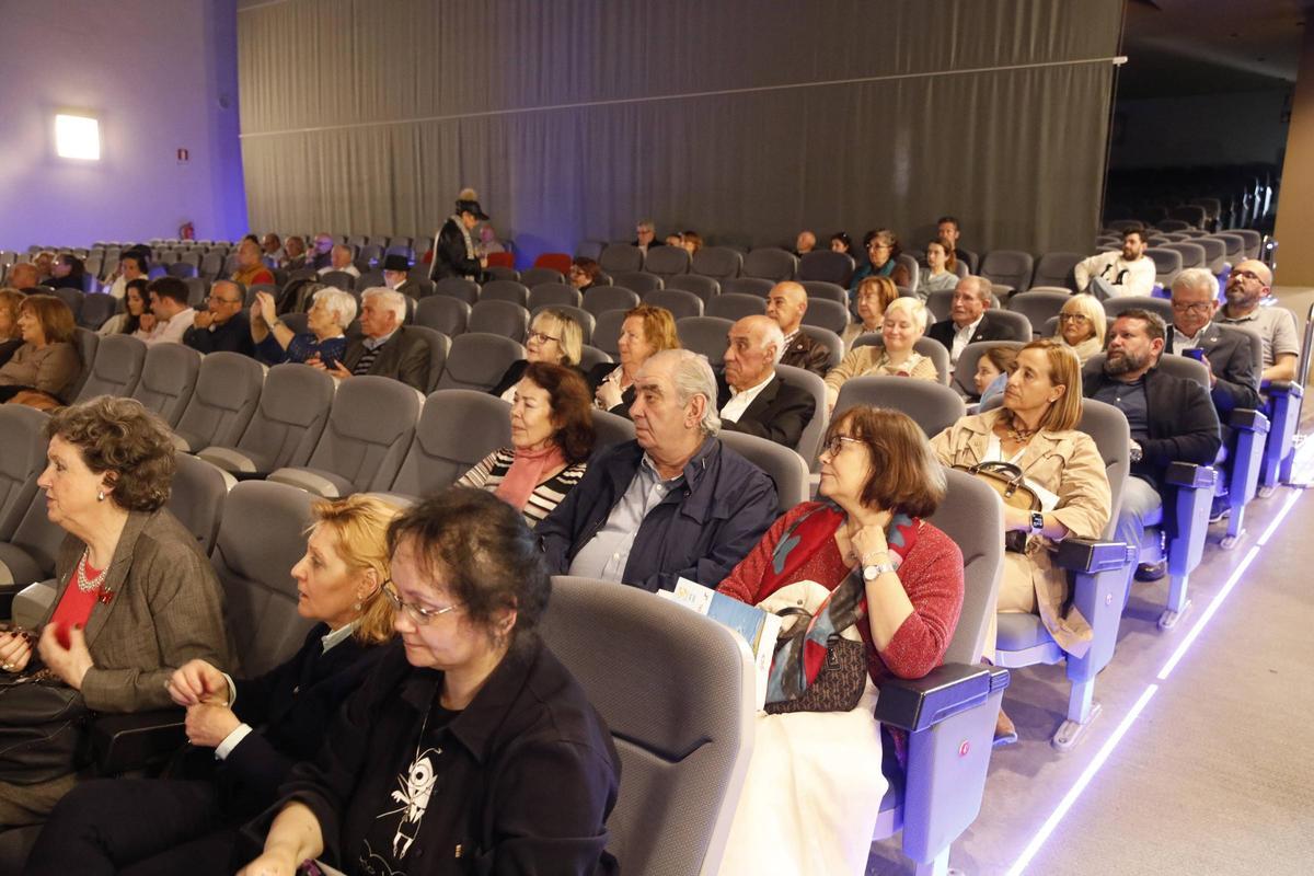 Misa y conferencia en la cita anual de la Asociación de Donantes de Sangre de Gijón (en imágenes) Misa y conferencia en la cita anual de la Asociación de Donantes de Sangre de Gijón (en imágenes)