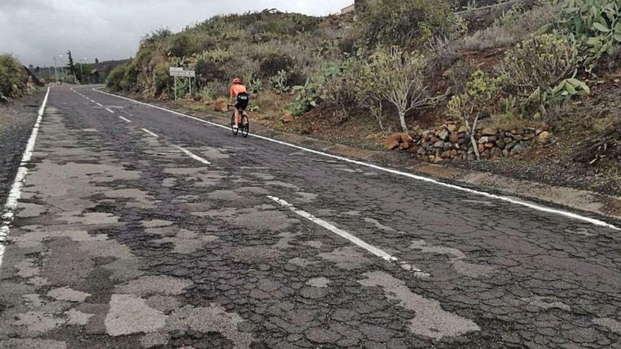 Delay in the start of the improvement of the road from Jama to La Escalona