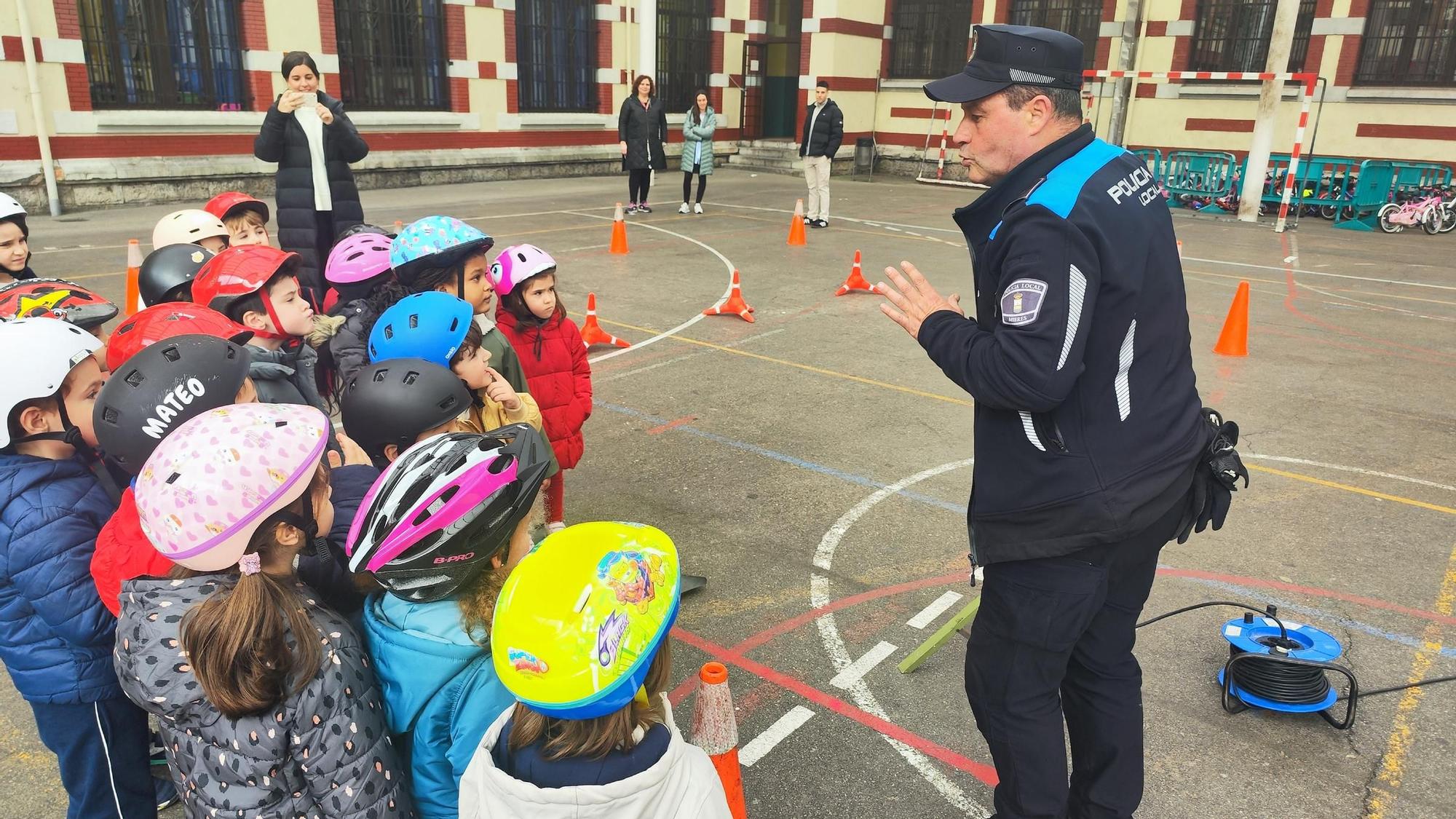 Los niños de Liceo se apuntan a la Seguridad Vial