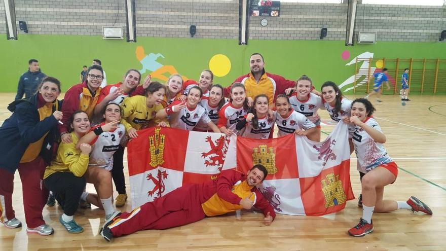 El juvenil femenino de Castilla y León se venga de Navarra y logra el bronce (29-22)