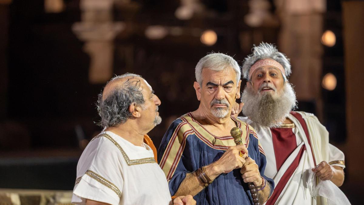 FOTOGALERÍA | 'La comedia de la olla' en el Teatro Romano de Mérida