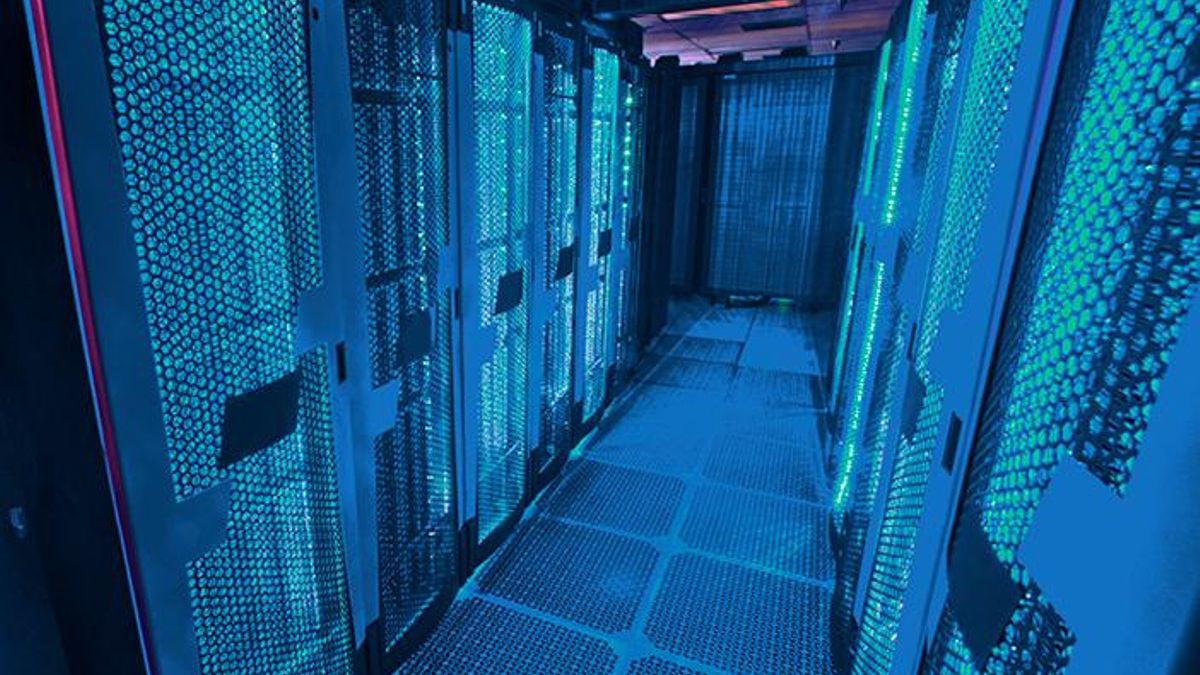 Interior de uno de los centros de datos de Ingenostrum.