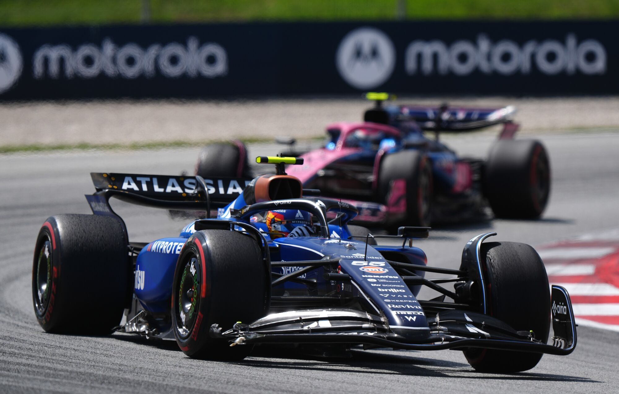 01 June 2025, Spain, Barcelona: Spanish Formula One driver Carlos Sainz Jr. of the Williams' team drives during the Formula 1 Spanish Grand Prix race at the Circuit de Barcelona-Catalunya. Photo: Bradley Collyer/PA Wire/dpa 01/06/2025 ONLY FOR USE IN SPAIN. Bradley Collyer/PA Wire/dpa;motor rallying;motorsport;sports;Formula 1 Spanish Grand Prix - Race Day;