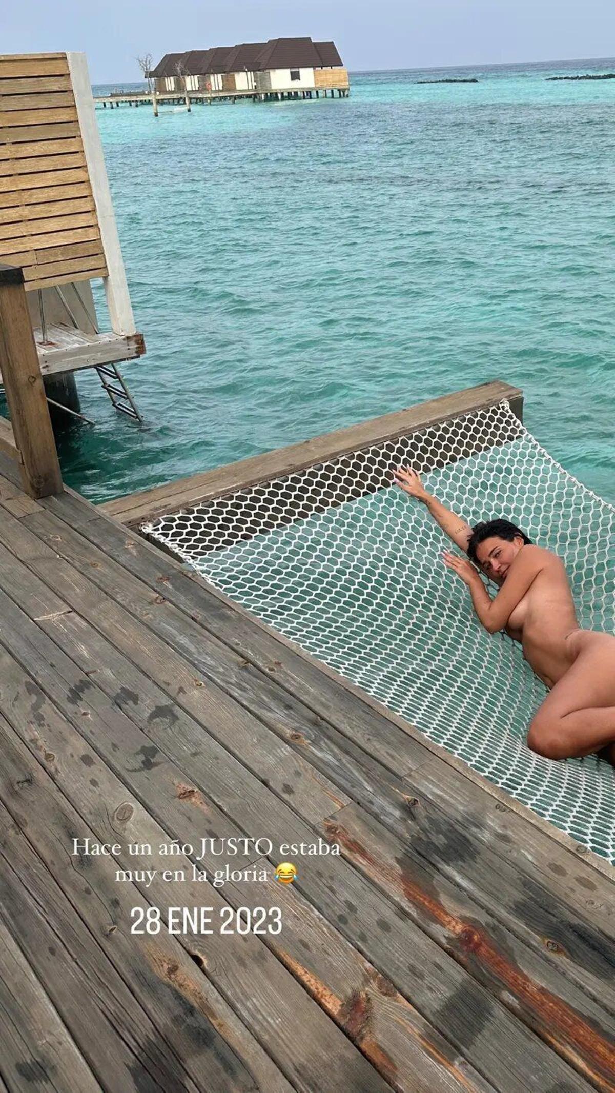 La foto desnuda que Laura Escanes ha compartido en su Instagram.