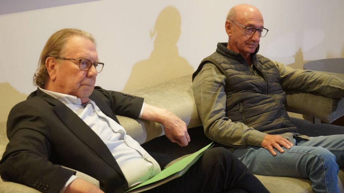 Alberto Giménez y Pepe Domingo, dos de los fundadores del Foro Libre de Pensamiento Crítico.