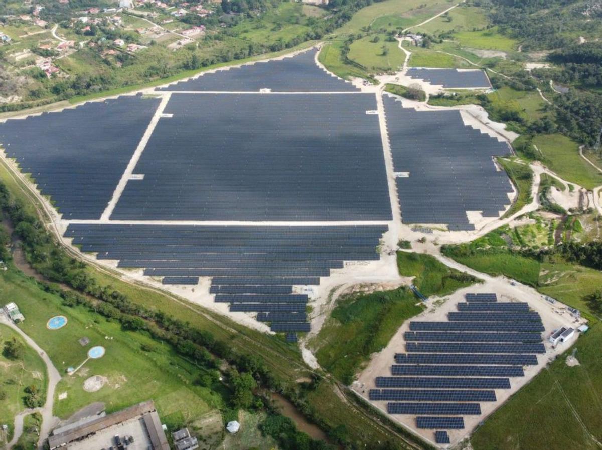 Parque fotovoltaico Sunnorte, el primero en Colombia.   | // FDV